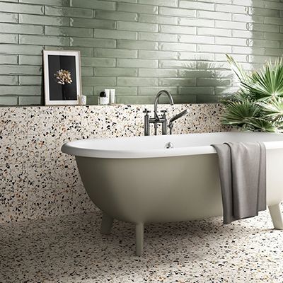 Terrazzo vloer en wand tegels in de badkamer, keuken of toilet. Bekijk ook onze tegel outlet met stockverkoop in terrazzo look tegels. 